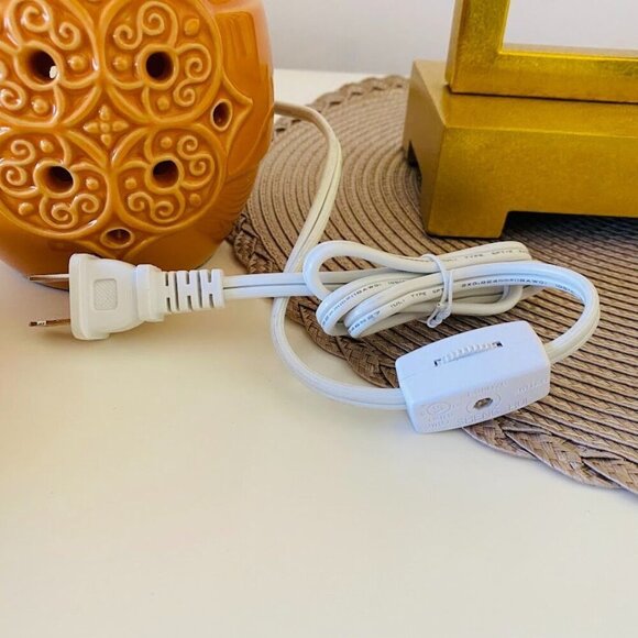 Joy Mangano Forever Fragrant Electric Wax Warmer Pumpkin - Picture 7 of 7